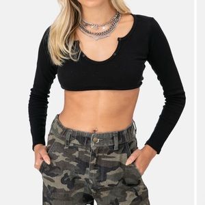Adika black long sleeve crop top!